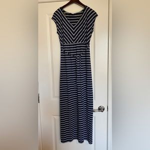 Long blue and grey maternity dress